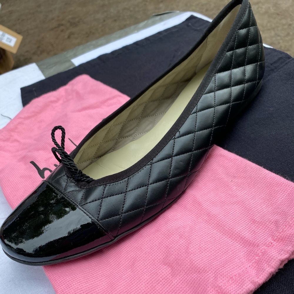 COPY - Quilted and patent Chanel ballet flat look-alike